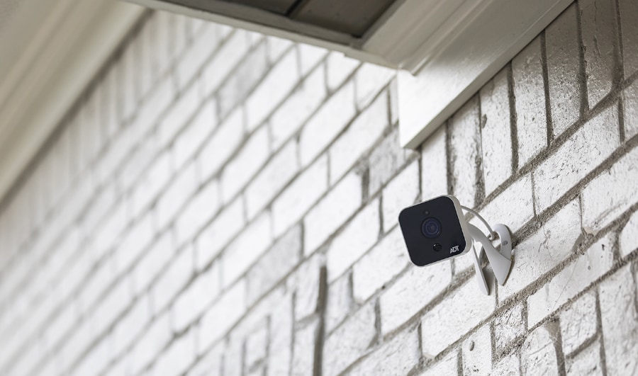 outdoor security cameras Lansing